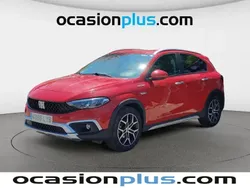 Rojo Usado 2022 Fiat Tipo Cross Utilitario | 16.773 € (Precio justo)