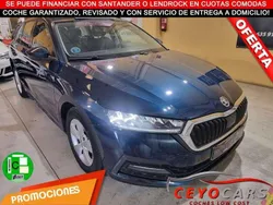 Azul Usado 2022 Skoda Octavia Ambition Utilitario | 13.800 € (Precio justo)