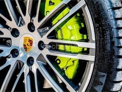 Violeta / lila Usado 2017 Porsche Cayenne S E-Hybrid Platinum Edition SUV | 46.300 €