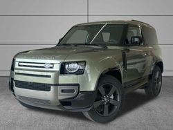 Verde Usado 2024 Land Rover Defender SE Dynamic SUV | 91.406 €