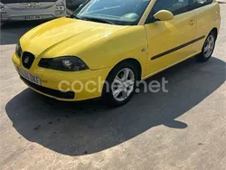 Amarillo Usado 2005 Seat Ibiza Stella Berlina | 2500 € (Precio justo)