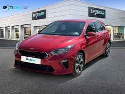 Rojo Usado 2022 Kia Ceed Berlina | 15.995 € (Precio justo)
