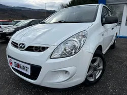 Blanco Usado 2011 Hyundai i20 Classic Berlina | 5990 € (Precio justo)