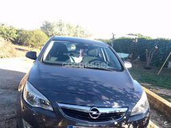 Gris / plata Usado 2011 Opel Astra Enjoy Berlina | 6000 € (Precio justo)
