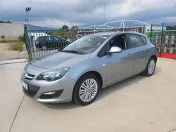 Negro Usado 2015 Opel Astra Excellence Utilitario | 8990 € (Precio justo)