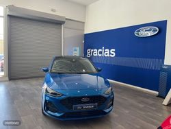 Azul Usado 2023 Ford Focus ST-Line X Berlina | 30.890 €