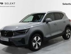 Gris Nuevo 2024 Volvo XC40 Core SUV | 38.500 € (Un poco caro)