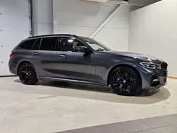 Gris / plata Usado 2021 BMW 330e M Sport Familiar | 35.990 € (Un poco caro)
