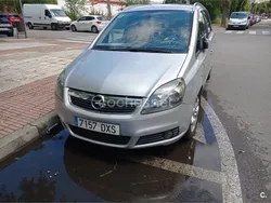 Gris / plata Usado 2006 Opel Zafira Cosmo Monovolumen | 2400 € (Precio justo)