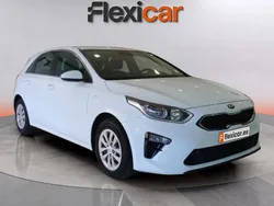 Blanco Usado 2019 Kia Ceed Berlina | 13.490 € (Precio justo)