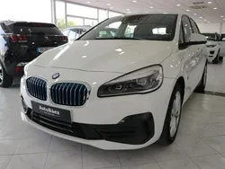 Blanco Usado 2019 BMW 225 Active Tourer iPerformance Monovolumen | 14.990 €