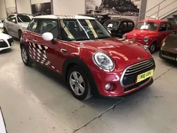 Burdeos Usado 2010 Mini Cooper Utilitario | 13.990 €
