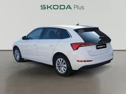 Blanco Usado 2024 Skoda Scala Ambition Utilitario | 19.490 € (Precio justo)