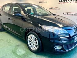 Negro Usado 2013 Renault Mégane III Life Berlina | 7499 € (Precio justo)