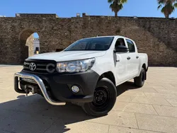 Blanco Usado 2021 Toyota HiLux Plus Recogida | 31.990 € (Un poco caro)