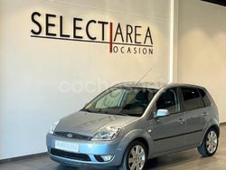 Azul Usado 2005 Ford Fiesta Trend Utilitario | 3990 € (Precio justo)