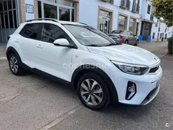 Blanco Usado 2021 Kia Stonic SUV | 14.900 € (Precio justo)