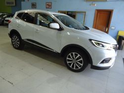 Blanco Usado 2021 Renault Kadjar Zen SUV | 19.800 € (Precio justo)
