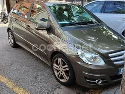 Beige Usado 2010 Mercedes B180 Sport Edition Monovolumen | 5200 € (Super precio)