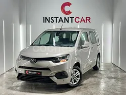 Beige Usado 2020 Toyota Proace City Van | 18.990 € (Un poco caro)