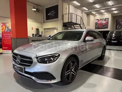 Gris / plata Usado 2020 Mercedes E300 Familiar | 31.500 € (Precio justo)