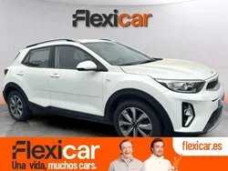 Blanco Usado 2023 Kia Stonic SUV | 16.990 € (Precio justo)