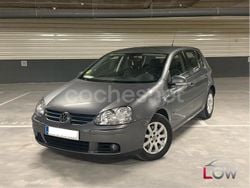 Gris / plata Usado 2006 VW Golf V Highline Berlina | 6690 € (Precio justo)