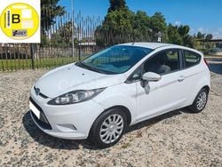 Blanco Usado 2009 Ford Fiesta Trend Utilitario | 4400 € (Precio justo)