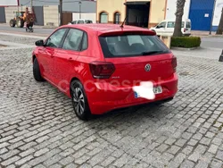 Rojo Usado 2017 VW Polo Advance Berlina | 9500 € (Precio justo)