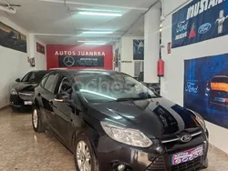 Negro Usado 2012 Ford Focus Trend Berlina | 5990 € (Precio justo)