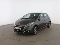 Gris Usado 2018 Peugeot 208 Allure Utilitario | 11.099 € (Precio justo)