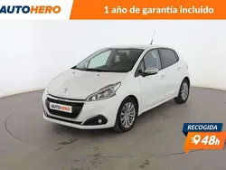 Blanco Usado 2017 Peugeot 208 Style Utilitario | 9499 € (Precio justo)