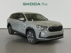 Gris / plata Nuevo 2025 Skoda Kodiaq Selection SUV | 41.871 € (Precio justo)