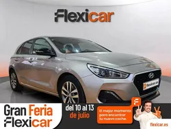 Beige Usado 2018 Hyundai i30 GO! Berlina | 12.990 € (Precio justo)