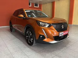 Naranja Usado 2021 Peugeot 2008 Allure SUV | 16.900 € (Un poco caro)