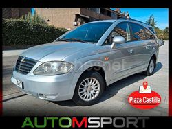 Gris / plata Usado 2009 Ssangyong (KGM) Rodius Monovolumen | 5900 € (Caro)