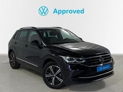 Negro Usado 2023 VW Tiguan Life SUV | 33.650 € (Precio justo)