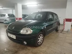 Verde Usado 2000 Renault Clio II Dynamique Berlina | 1200 € (Precio justo)