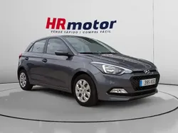 Gris Usado 2017 Hyundai i20 Utilitario | 10.250 € (Precio justo)