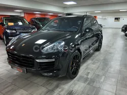 Negro Usado 2015 Porsche Cayenne Turbo S SUV | 44.990 € (Precio justo)