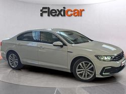 Blanco Usado 2021 VW Passat GTE Berlina | 18.890 € (Precio justo)