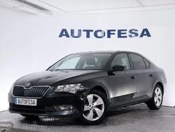 Negro Usado 2018 Skoda Superb Active Berlina | 14.750 € (Precio justo)