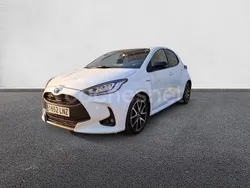Blanco Usado 2021 Toyota Yaris Hybrid Style Berlina | 18.490 € (Precio justo)