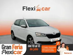 Blanco Usado 2020 Skoda Fabia Ambition Berlina | 12.990 € (Precio justo)