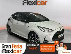 Blanco Usado 2022 Toyota Yaris Hybrid Edition Berlina | 24.990 € (Caro)
