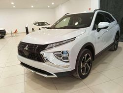 Blanco Nuevo 2025 Mitsubishi Eclipse Cross SUV | 31.500 €