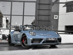 Gris / plata Usado 2024 Porsche 911 Carrera 4 GTS Descapotable | 239.900 €