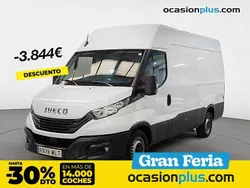 Blanco Usado 2023 Iveco Daily Berlina | 27.990 € (Precio justo)