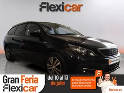 Negro Usado 2021 Peugeot 308 Active Familiar | 12.990 € (Precio justo)
