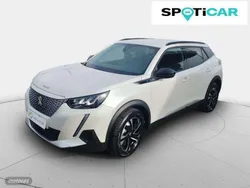 Plateado Usado 2023 Peugeot e-2008 Allure SUV | 29.200 € (Un poco caro)